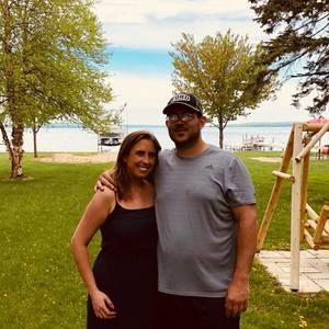 Meet your Posher, Renee lynn